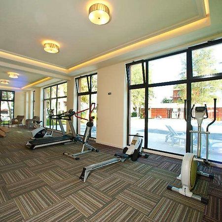 Apartament Z Basenem Kolobřeh Exteriér fotografie
