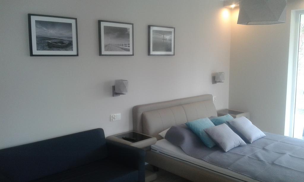 Apartament Z Basenem Kolobřeh Exteriér fotografie